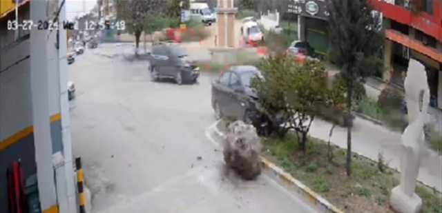 إمرأة اصطدمت بصخرة... إليكم هذا الفيديو الذي يُوثّق لحظة حصول الحادث