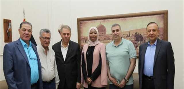 سفير فلسطين التقى وفدا طبيا عرض إرسال مساعدات إلى قطاع غزة