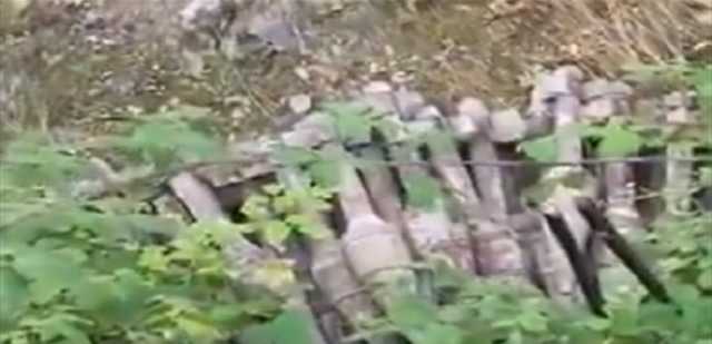 بالفيديو... العثور على قذائف صاروخيّة في بلدة لبنانيّة
