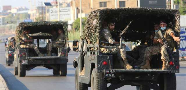 مداهمات للجيش وتوقيفات في بعلبك.. هذا ما عثر عليه (صورة)