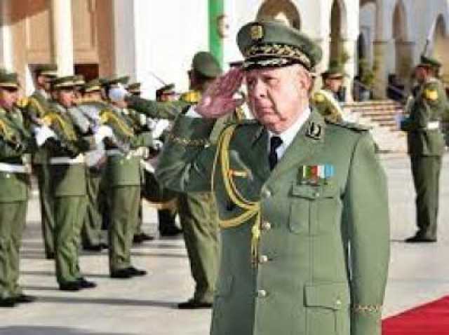 رئيس الاركان الجزائري يؤكد استعداد الجيش لمواجهة أي خطر يهدد بلاده