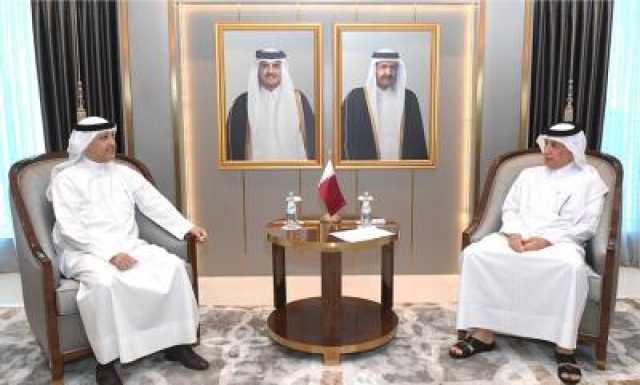 وزير الدولة لشؤون خارجية قطر يستقبل السفير الكويتي
