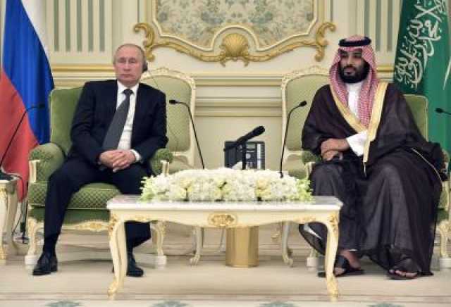الرئيس الروسي يجري محادثة هاتفية مع ولي العهد السعودي تتعلق بعضوية 'بريكس' وخفضانتاج النفط