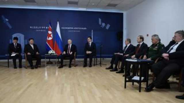 بدء الاجتماع الثنائي المغلق بين الرئيس الروسي ورئيس كوريا الشمالية في موسكو