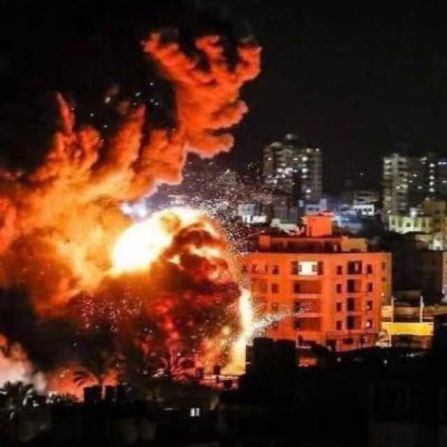غزة تتعرض لابشع أنواع القصف والدمار مخلفة عشرات القتلى والجرحى