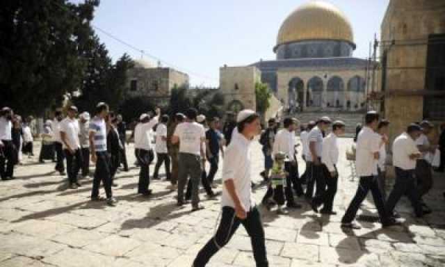 عشرات اليهود يقتحمون المسجد الأقصى المبارك