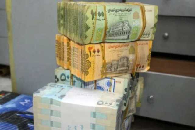 أول تعليق على انهيار الريال في عدن.. جماعة الحوثي تعلن الاستعداد لتوحيد العملة وأسعار الصرف بشرط