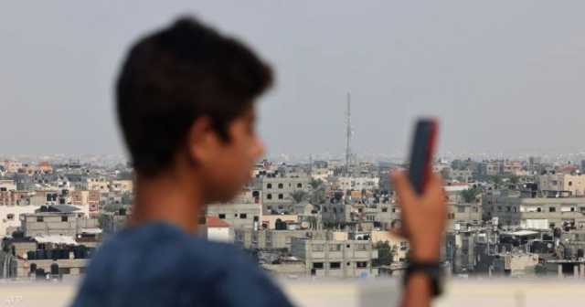 انقطاع كافة خدمات الاتصالات والإنترنت في قطاع غزة