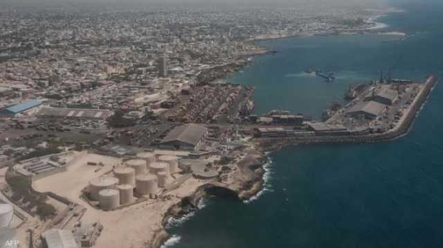 الصومال يقر قانونا يلغي اتفاق إثيوبيا وإقليم أرض الصومال حول ميناء بحري