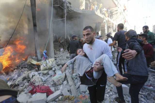 شهداء وجرحى إثر قصف للاحتلال الإسرائيلي على مناطق وسط قطاع غزة