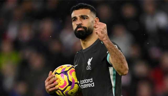 إدارة ليفربول تتفاوض مع وكيل محمد صلاح