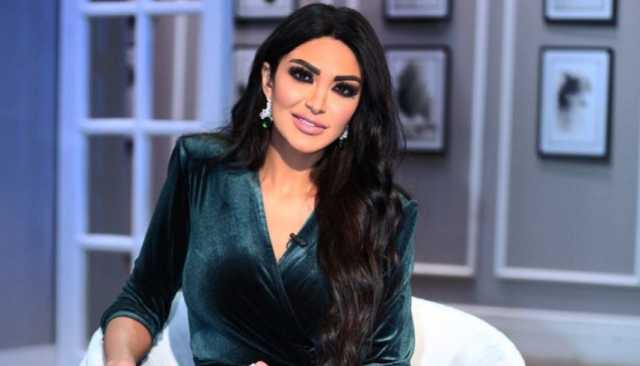 مذيعة مصرية تفقد توأمها وتوجه رسالة للمتنمرين