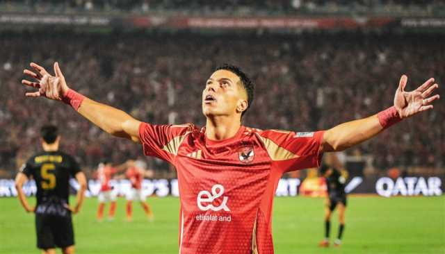 هتاف في الملعب.. 'إمام عاشور خلي بالك الأهلي مش الزمالك'