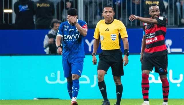 'الانضباط' تهدد الهلال وجيسوس بعقوبات صارمة