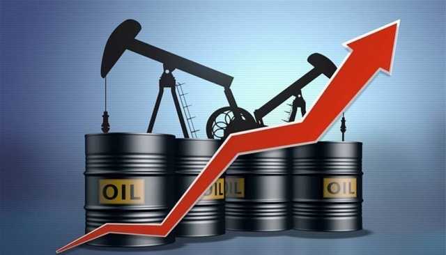 النفط يغلق مرتفعاً بفضل توقعات إيجابية للاقتصاد الأمريكي