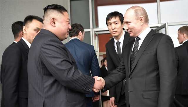 أمريكا: لقاء بوتين وكيم جونغ أون 'استجداء'..وتحذر من صفقات الأسلحة