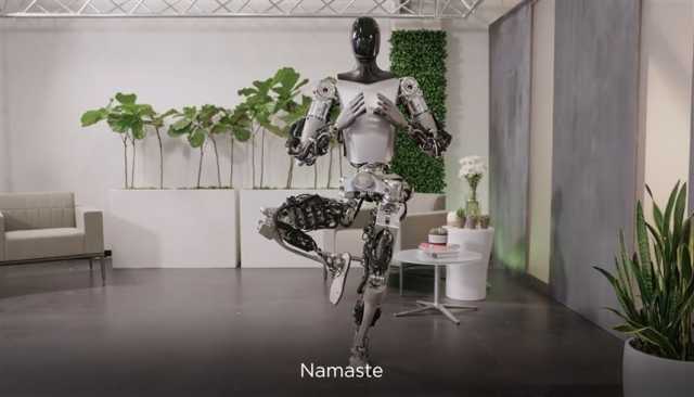 ماسك يستعرض قدرات روبوت تسلا بالتأمل: 'نمستي'