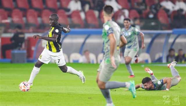 دوري روشن السعودي.. الحزم يعرقل الاتحاد