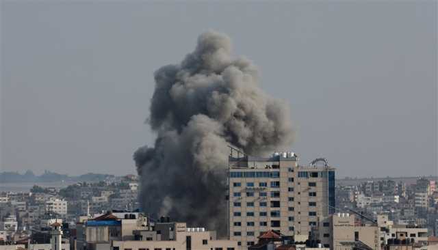 إسرائيل تفعّل 'الحزام الناري' في قصفها على غزة