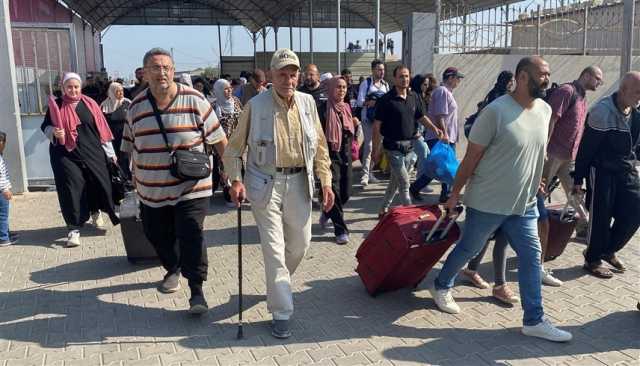 وصول أجانب إلى مصر.. و4 آلاف جريح في غزة يحتاجون 'رعاية عاجلة'