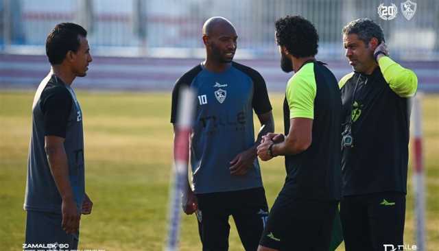 رسمياً.. معتمد جمال يوقع على عقده مع الزمالك