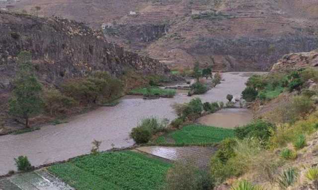 الأرصاد يتوقع أمطارا رعدية مصحوبة بحبات البرد