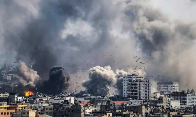 العدو يجدد قصف غزة مع انتهاء الهدنة