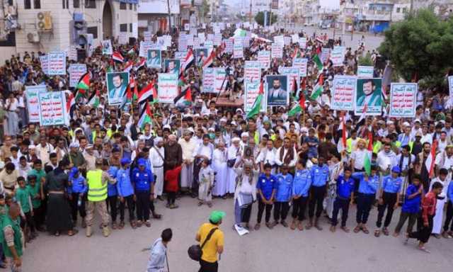 أبناء الحديدة يحتشدون في 49 ساحة دعما واسنادا لغزة