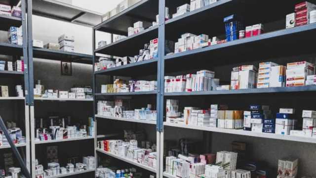 بدء انقطاع بعض الأدوية من الصيدليات السورية