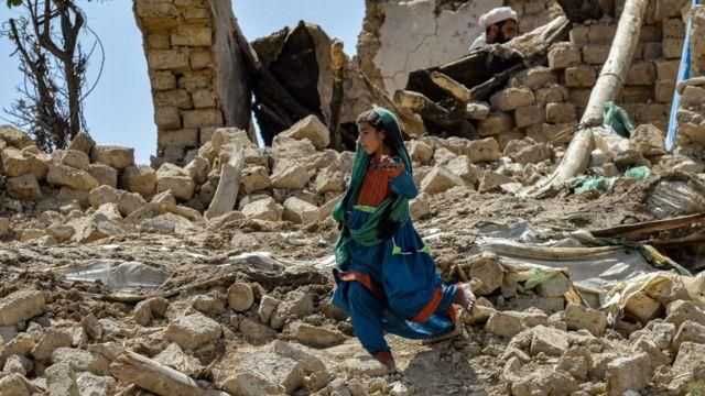 ارتفاع ضحايا زلزال أفغانستان إلى 500 شخص
