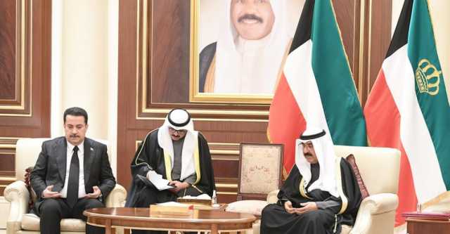 السوداني يصل إلى الكويت ويقدم واجب العزاء في وفاة أمير البلاد