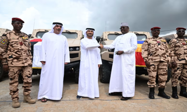 لمواجهة الإرهاب.. الإمارات تقدم آليات عسكرية ومعدات أمنية إلى تشاد