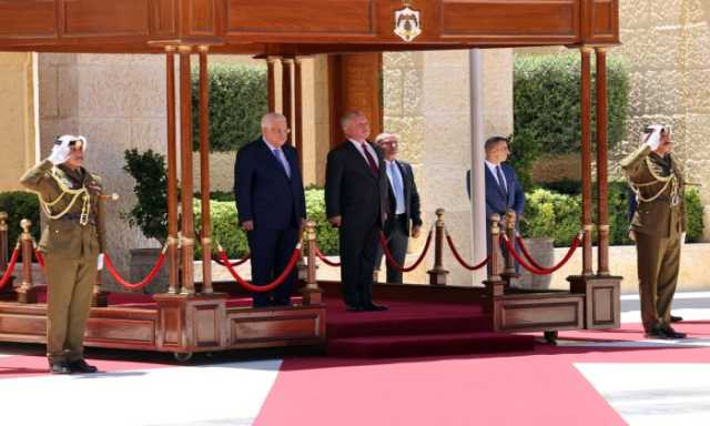 مقترح أمريكي لاجتماع خماسي جديد مع فلسطين وإسرائيل والأردن ومصر.. وعباس يناقشه في عمان