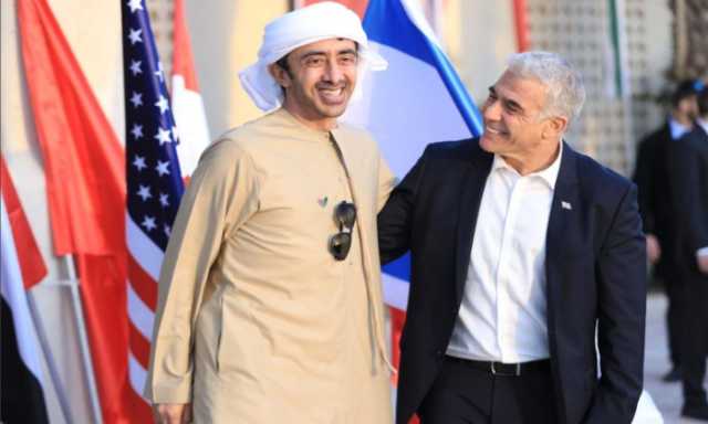 وسط مقاطعة لحكومة نتنياهو.. وزير الخارجية الإماراتي يلتقي زعيم المعارضة الإسرائيلي