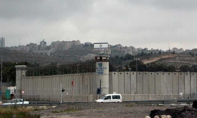 ارتفاع عدد الأسرى المضربين عن الطعام في سجون إسرائيل إلى 13