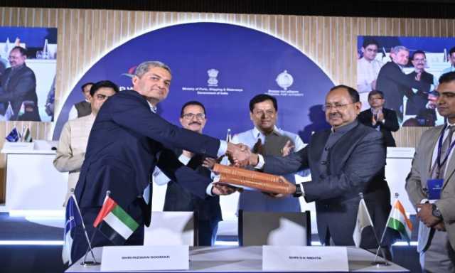 موانىء دبي تستثمر 510 ملايين دولار لتطوير محطة حاويات هندية