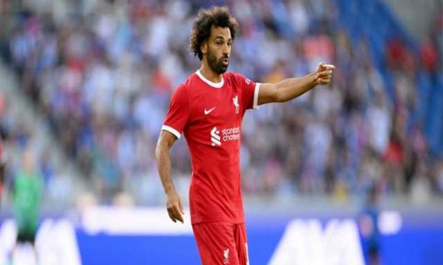 ليفربول يضع خطة طوارئ تحسبًا لرحيل صلاح إلى الاتحاد