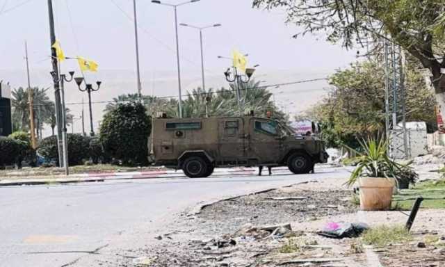 المقاومة الفلسطينية تتصدى.. إسرائيل تقتحم مخيمي جنين وعقبة جبر