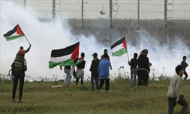 دون إصابات.. إسرائيل تطلق الرصاص على متظاهرين قرب السياج الفاصل بغزة