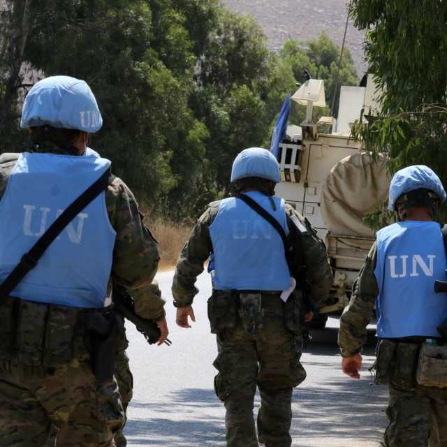 مجلس الأمن يمدد مهمة حفظ السلام في لبنان عاماً آخر