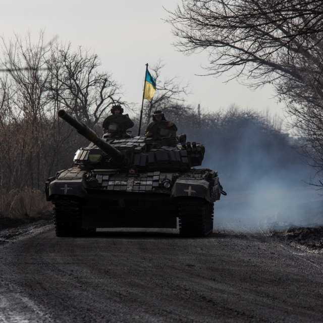 كييف: أوكرانيا لن تستبدل أراضيها بعضوية الناتو.. وموسكو تعلق