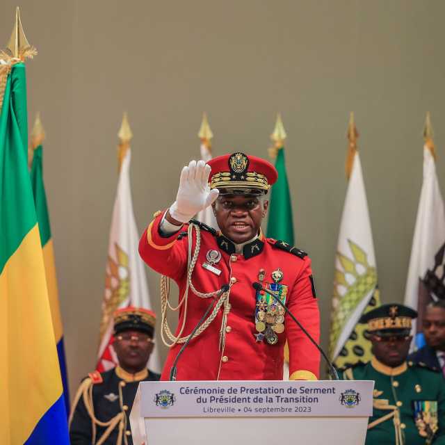 رئيس غينيا بيساو يعزز فريقه الأمني وسط تعاقب الانقلابات بأفريقيا