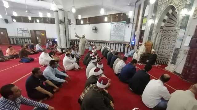 12 مسجدا بكفر الشيخ تعقد مجالس لقراءة سورة الكهف والصلاة على الرسول
