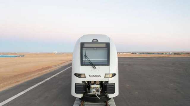 موعد تشغيل أول قطار بدورين في مصر على خطوط السكة الحديد الجديدة
