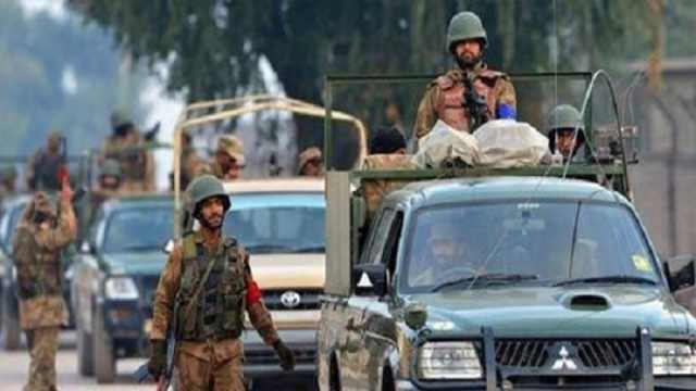 باكستان: مقتل 10 من أفراد الأمن في هجوم على مركز للشرطة شمال غرب البلاد