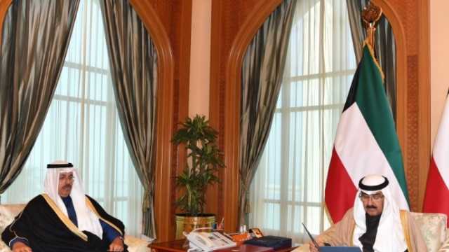 رئيس الوزراء الكويتي يقدم استقالة الحكومة إلى أمير البلاد