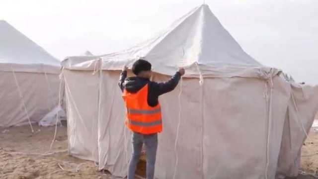 القاهرة الإخبارية: المرحلة الأولى للمخيم الإغاثي المصري في «خان يونس» يضم 300 خيمة