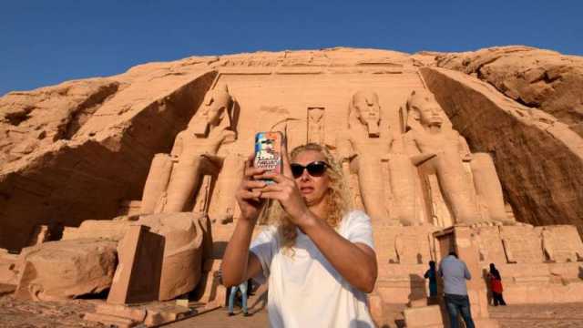 نقيب السياحيين: 30% زيادة في أعداد السياح الوافدين إلى مصر مقارنة بعام 2023