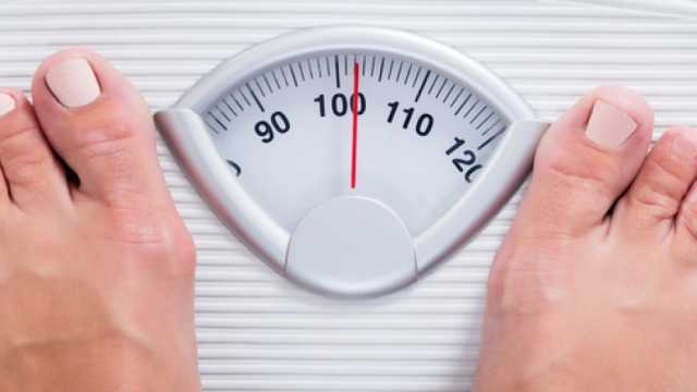 دراسة تكشف طريقة سحرية للحفاظ على الوزن بعد سن اليأس.. «هترجعي أصغر من الأول»