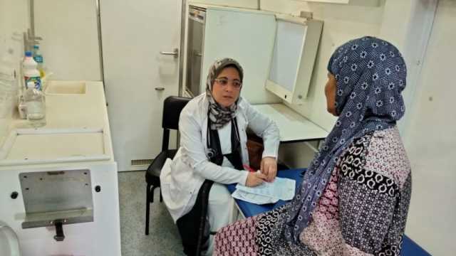 الكشف الطبي على 1700 شخص مجانا ضمن مبادرة «حياة كريمة» في كفر الشيخ